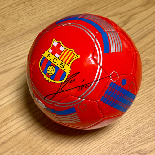 כדור חתום - מסי ברצלונה