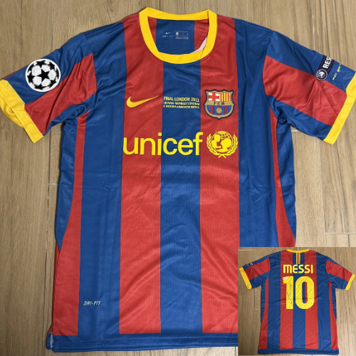 חולצה חתומה מסי - ברצלונה (2010-11)