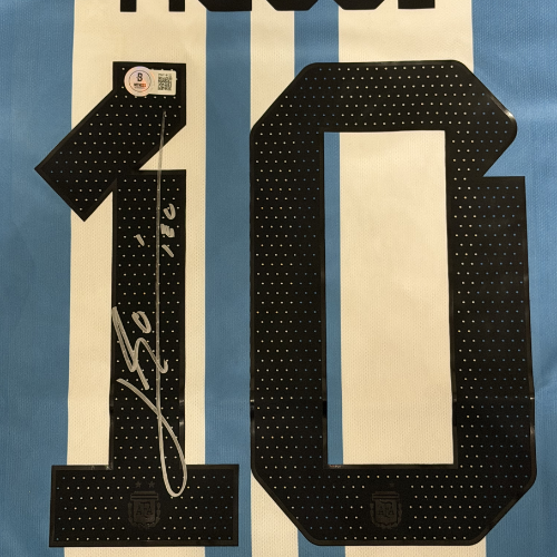 חולצה חתומה מסי - ארגנטינה (2022)