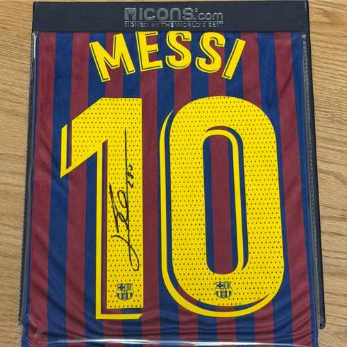 חולצה חתומה מסי - ליגת אלופות